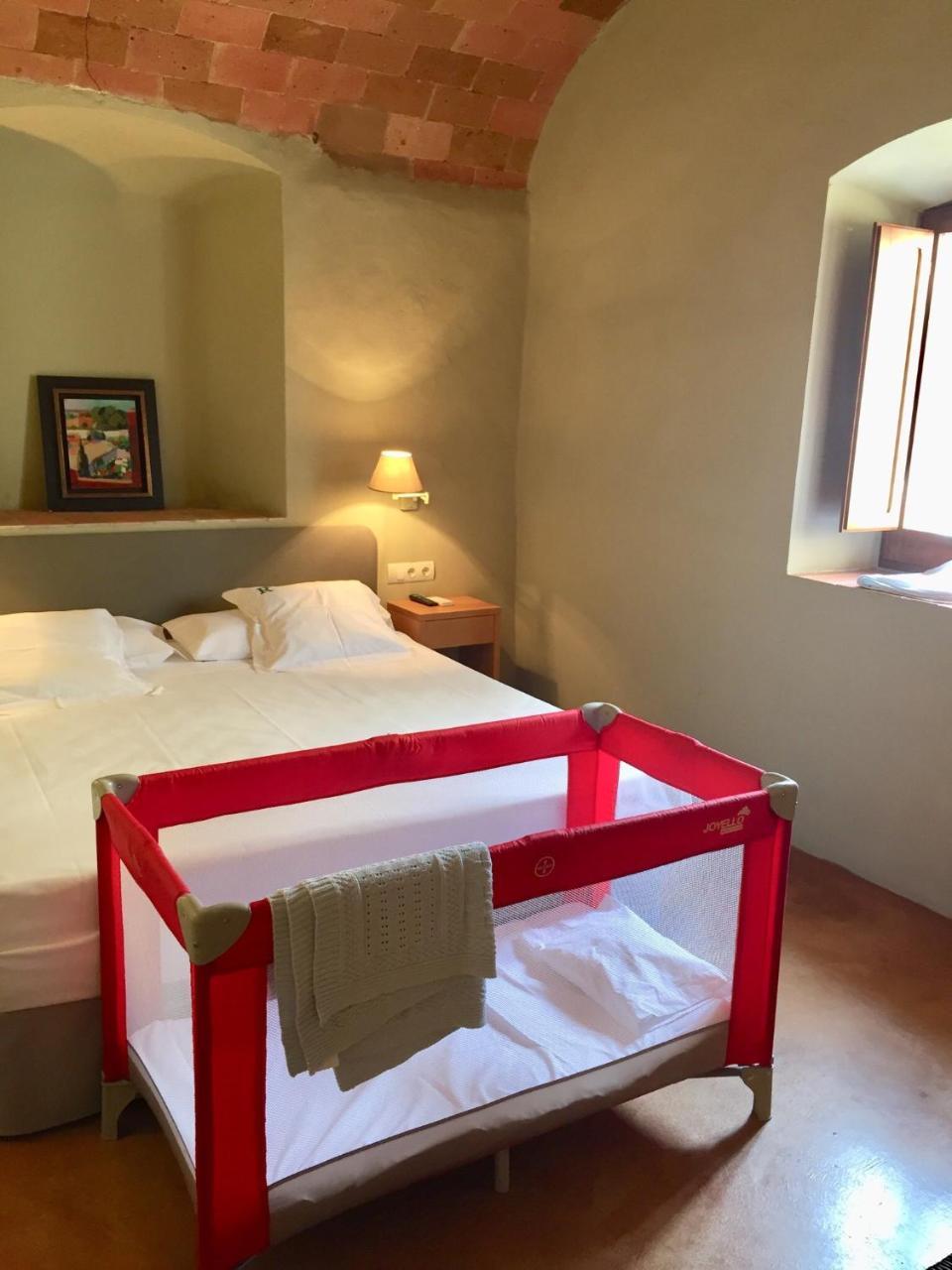 Apartamentos En La Rectoria De Regencós Buitenkant foto