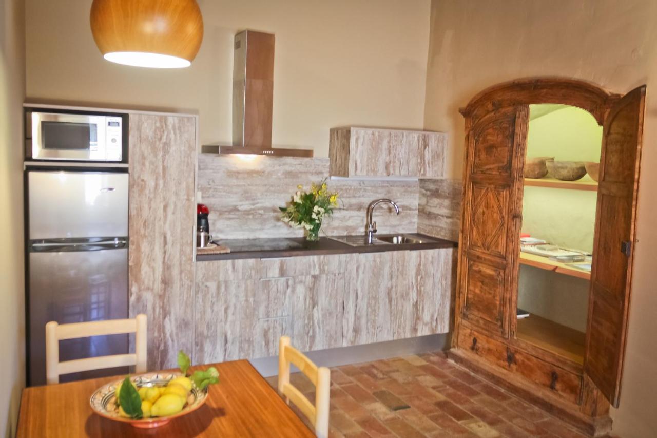 Apartamentos En La Rectoria De Regencós Buitenkant foto